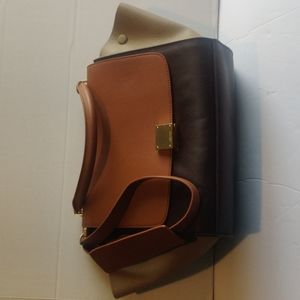 CELINE Medium Trapeze Shoulder Bag in Leather